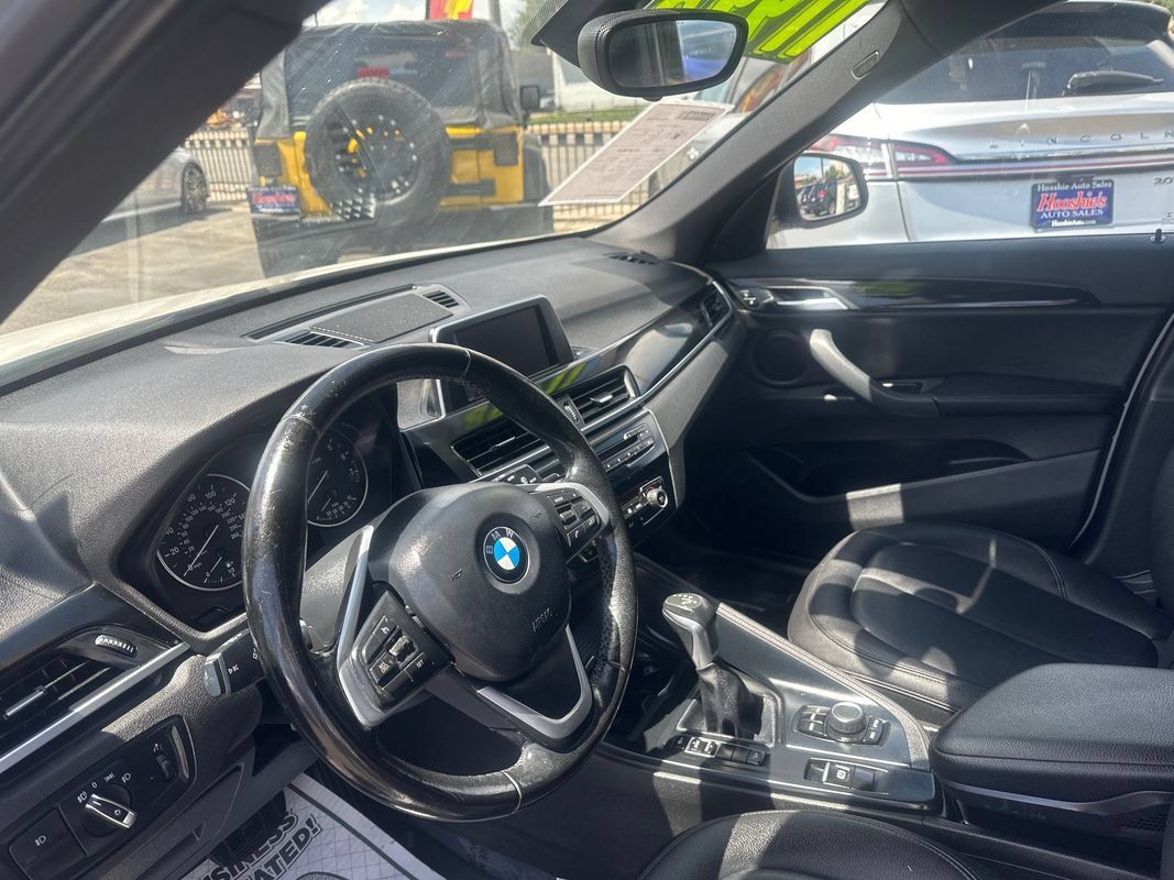 Used 2018 BMW X1 xDrive28i AWD/4WD image 15