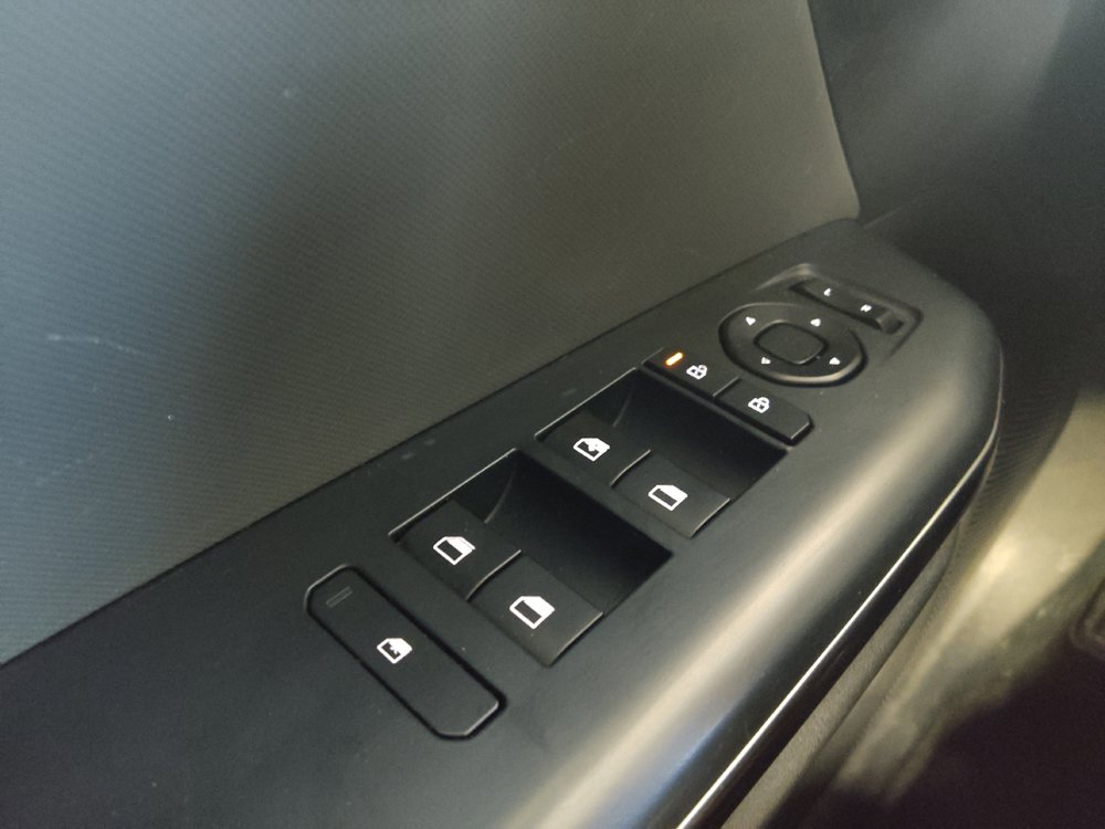 Used 2025 Kia K4 FWD image 27