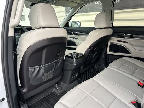 New 2025 Kia Telluride EX image 13