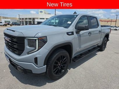 Used 2024 GMC Sierra 1500 Pro w/ Graphite Edition