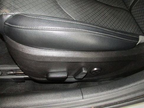 Used 2020 Kia Optima Premium image 29