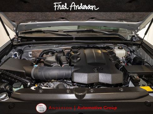 Used 2022 Toyota 4Runner TRD Off-Road AWD/4WD image 12