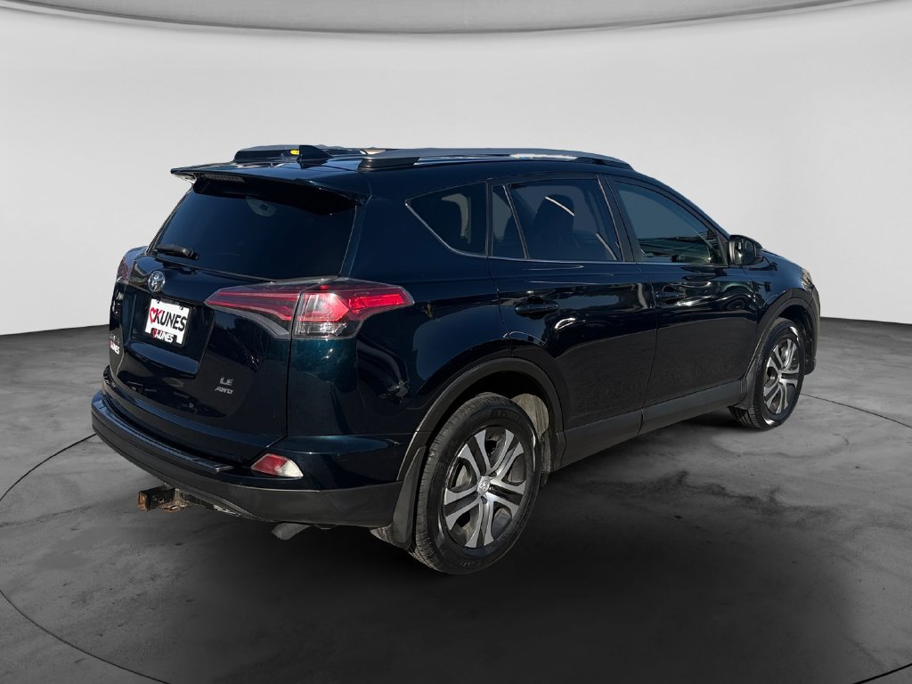Used 2017 Toyota RAV4 LE w/ All Weather Liner Package AWD/4WD image 9