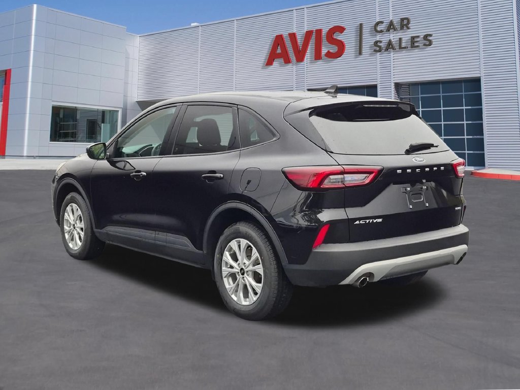 Used 2025 Ford Escape Active AWD/4WD image 9