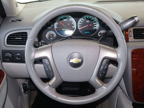 Used 2012 Chevrolet Tahoe 4WD Hybrid image 17
