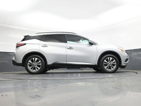 Used 2017 Nissan Murano SV image 28