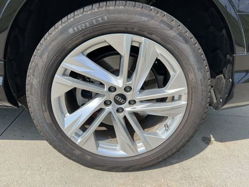 Used 2021 Audi Q7 3.0T Premium Plus AWD/4WD image 13