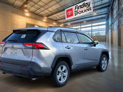 Certified 2019 Toyota RAV4 LE image 4