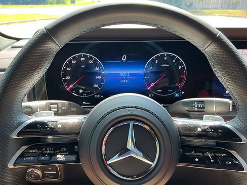 Used 2025 Mercedes-Benz G 550 image 23