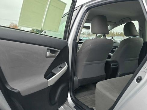 Used 2014 Toyota Prius Three image 19