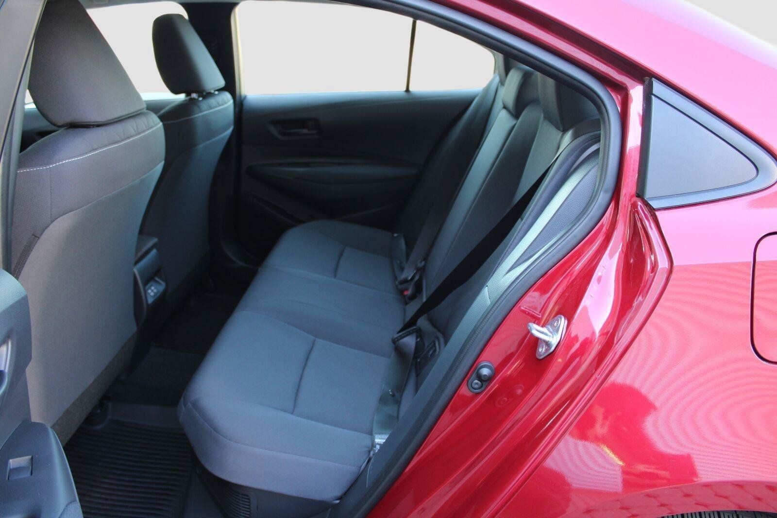 Certified 2025 Toyota Corolla LE w/ LE Premium Package FWD image 36