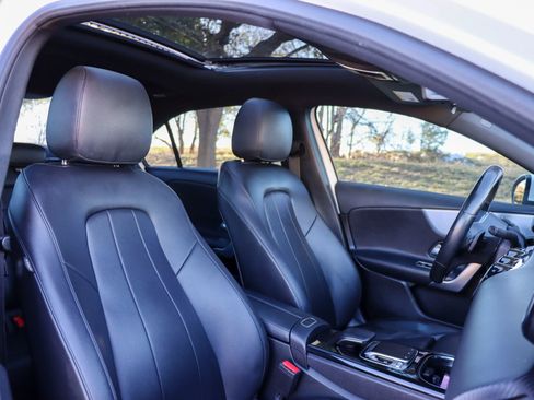 Used 2019 Mercedes-Benz A 220 image 21