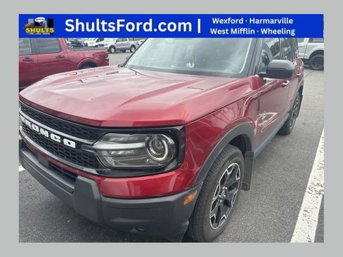 Used 2025 Ford Bronco Sport Outer Banks AWD/4WD image 1