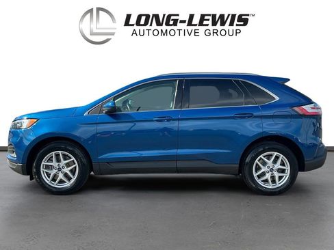 Used 2022 Ford Edge SEL w/ Convenience Package AWD/4WD image 2