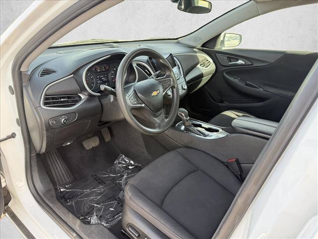 Used 2023 Chevrolet Malibu LT w/ Driver Confidence Package FWD image 10