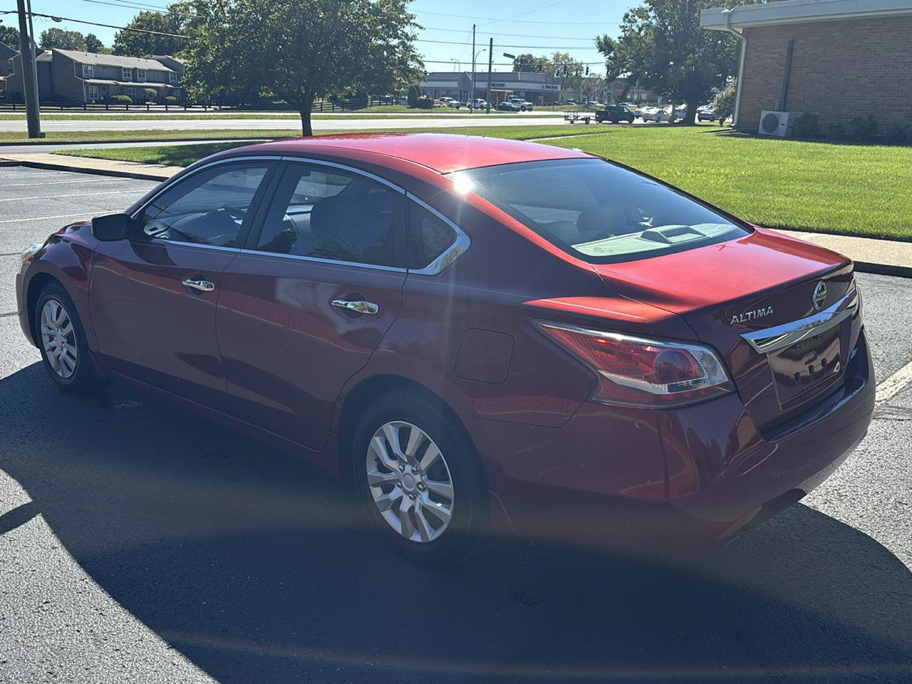 Used 2013 Nissan Altima 2.5 S FWD image 5