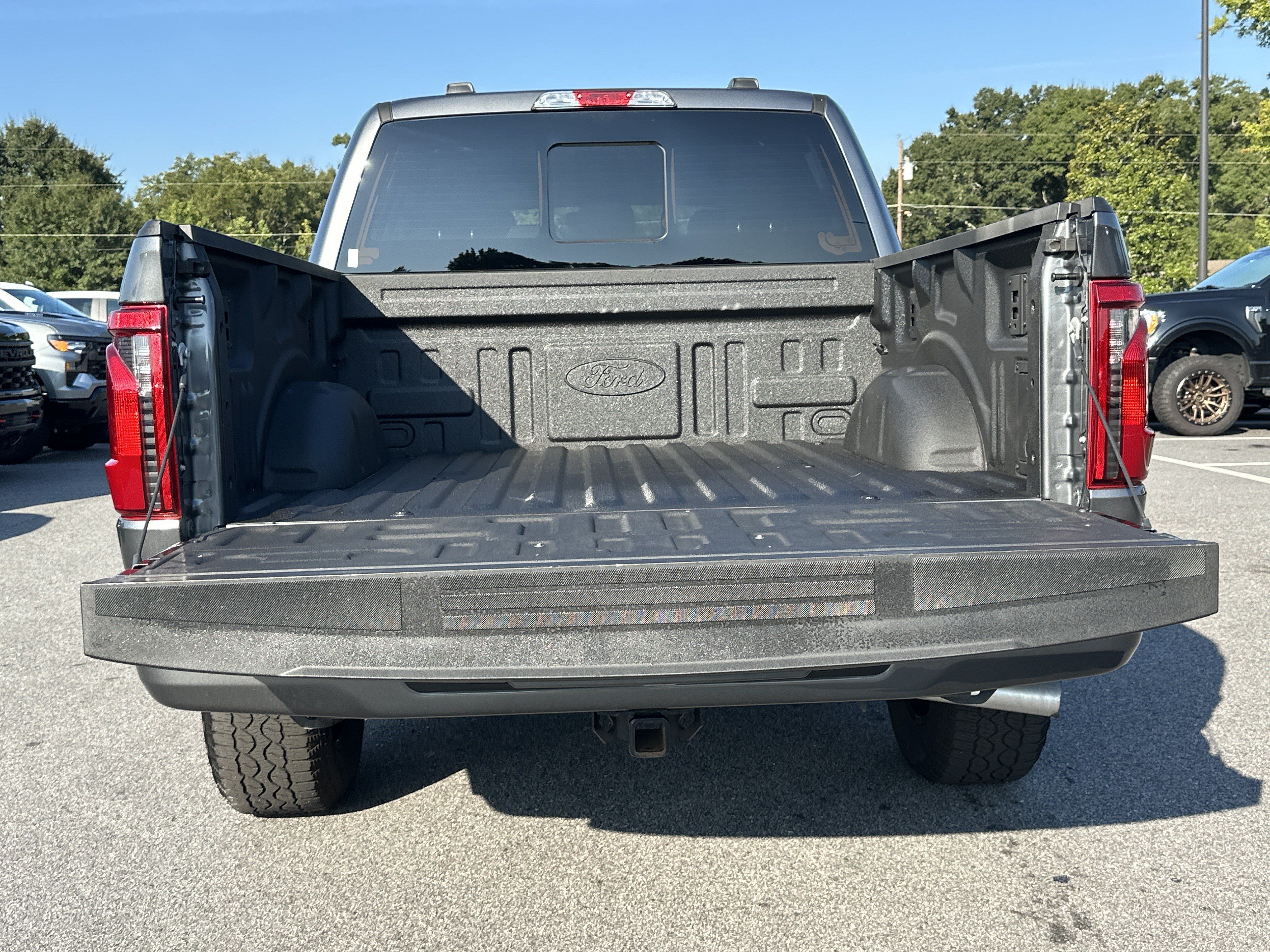 Used 2025 Ford F150 XLT w/ Equipment Group 302A MID AWD/4WD image 17