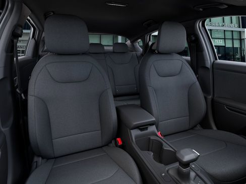 New 2026 Kia K4 LXS image 16