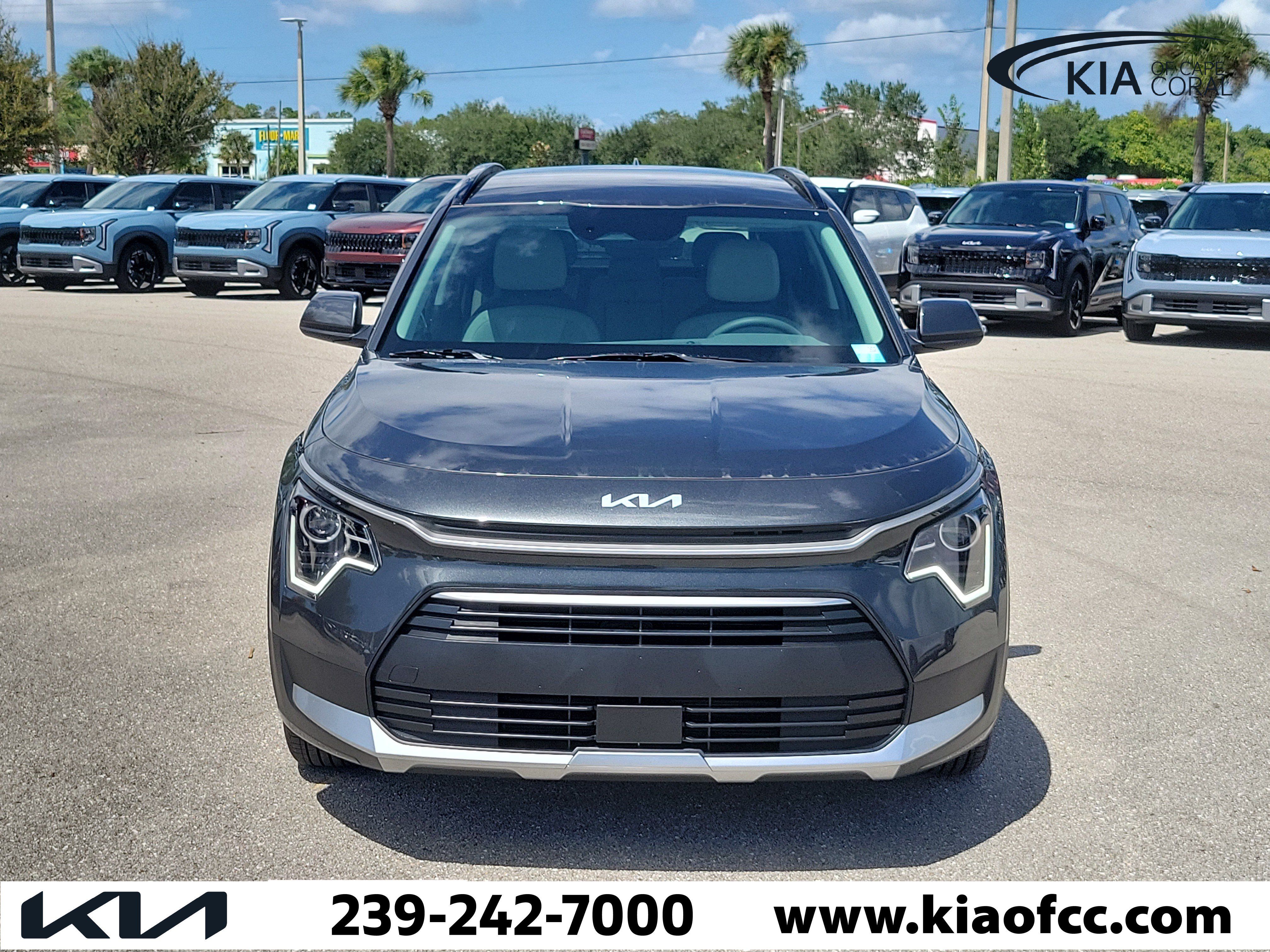 New 2026 Kia Niro EX FWD image 2