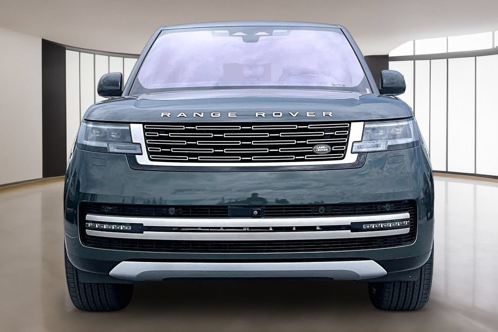 Used 2023 Land Rover Range Rover SE AWD/4WD image 2