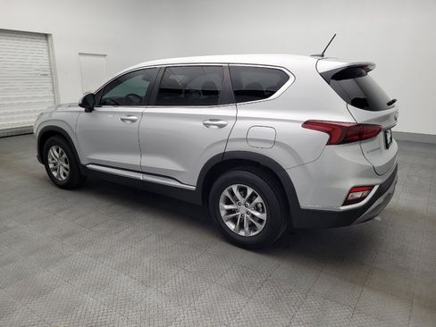 Used 2019 Hyundai Santa Fe SE image 3