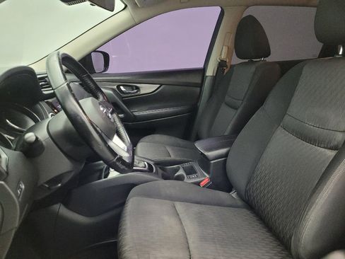Used 2020 Nissan Rogue SV FWD image 17