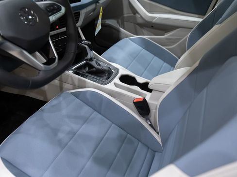 New 2026 Volkswagen Jetta SE FWD image 19
