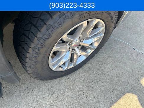 Used 2021 GMC Sierra 1500 SLT AWD/4WD image 17