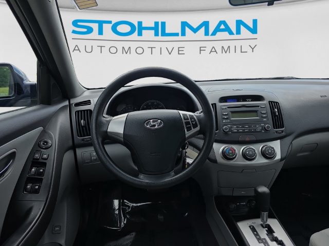 Used 2010 Hyundai Elantra GLS FWD image 21