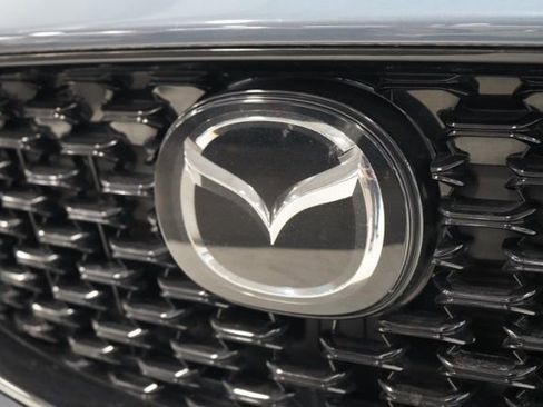 Used 2023 MAZDA CX-5 Carbon Edition image 11