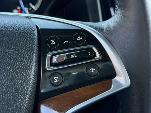 Used 2017 Cadillac Escalade Luxury image 34