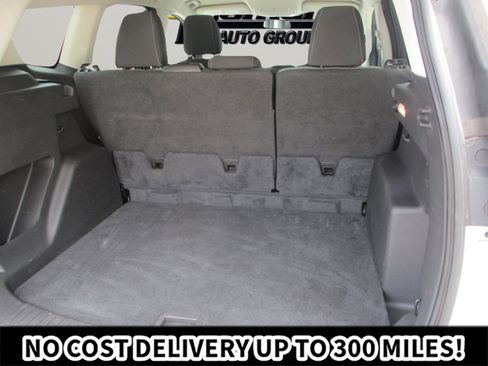 Used 2016 Ford Escape SE w/ Equipment Group 201A AWD/4WD image 9