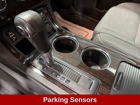 Used 2016 Chevrolet Traverse LT w/ Style and Technology Package AWD/4WD image 18