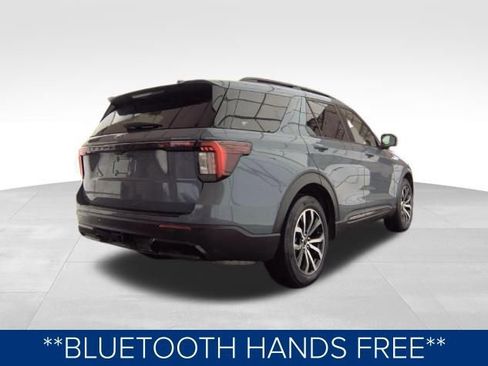 Used 2025 Ford Explorer ST-Line image 5