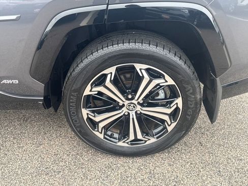 Used 2023 Toyota RAV4 XSE image 33