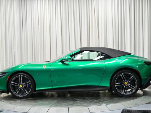 Used 2024 Ferrari Roma Spider image 5
