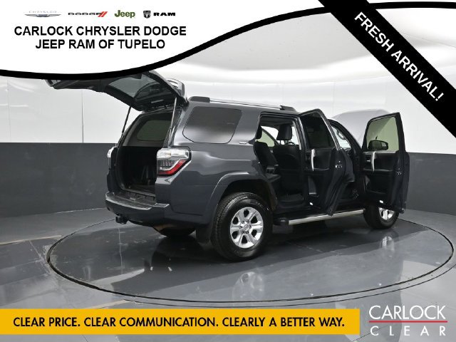 Used 2024 Toyota 4Runner SR5 Premium w/ Moonroof Package AWD/4WD image 64