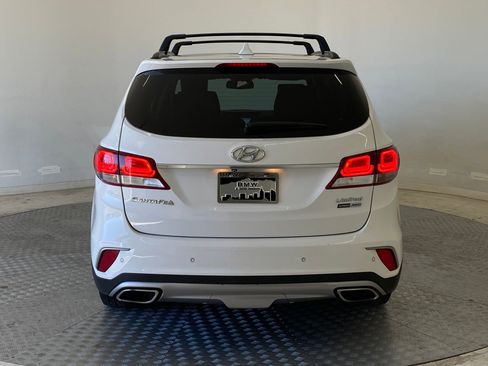 Used 2017 Hyundai Santa Fe Limited AWD/4WD image 10