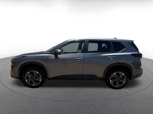Used 2025 Nissan Rogue SV FWD image 9