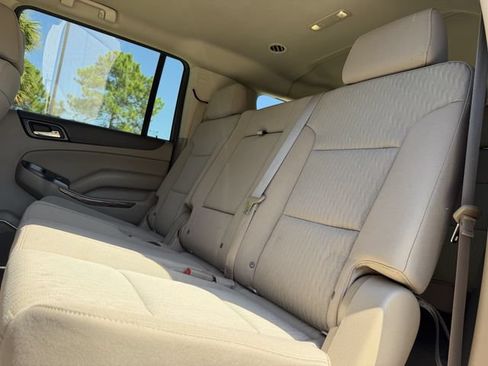 Used 2016 GMC Yukon XL SLE w/ Convenience Package RWD image 21