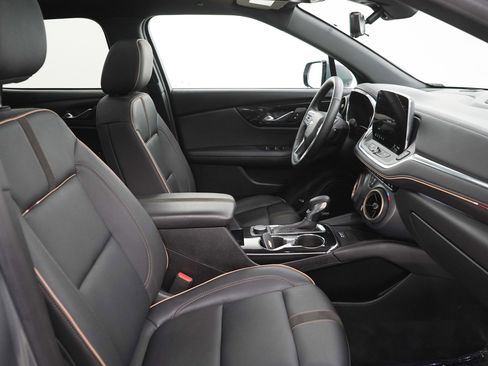 Used 2023 Chevrolet Blazer Premier w/ Driver Confidence II Package image 11