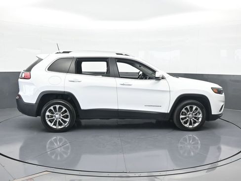 Used 2021 Jeep Cherokee Latitude Lux w/ Comfort/Convenience Group image 7