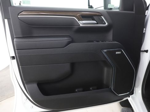 Used 2023 Chevrolet Silverado 1500 RST w/ Convenience Package II image 21