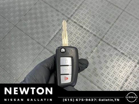 Used 2020 Nissan Rogue Sport S FWD image 29