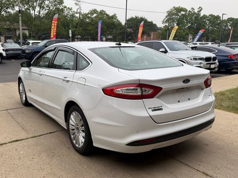 Used 2016 Ford Fusion Energi SE FWD image 5