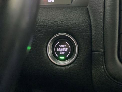 Used 2021 GMC Yukon Denali w/ Denali Premium Package image 22