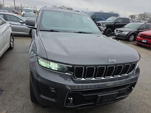 Used 2021 Jeep Grand Cherokee L Overland image 2