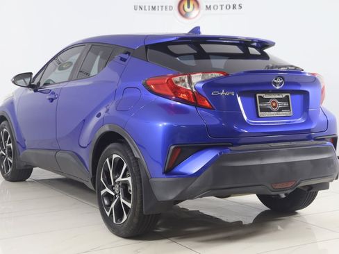 Used 2018 Toyota C-HR XLE FWD image 4