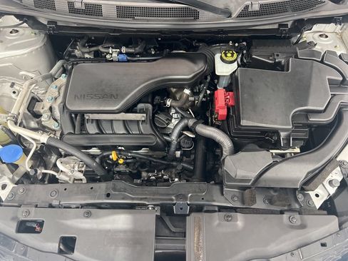 Used 2019 Nissan Rogue Sport SV FWD image 27