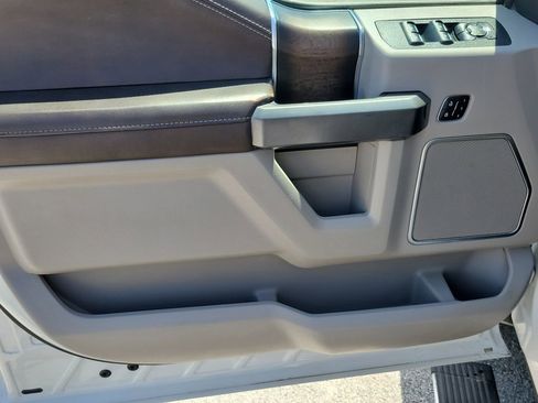 Used 2019 Ford F150 Limited w/ Trailer Tow Package image 18